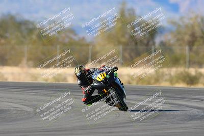 media/Jan-10-2025-CVMA Friday Practice (Fri) [[489e0da257]]/Group 4 and Trackday/Session 5 (Turn 7)/